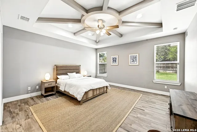 210 TAHITIAN DR Bastrop, TX 78602