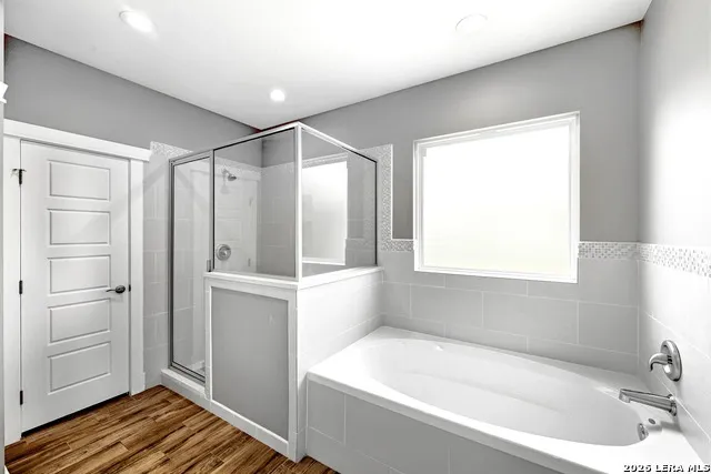 210 TAHITIAN DR Bastrop, TX 78602