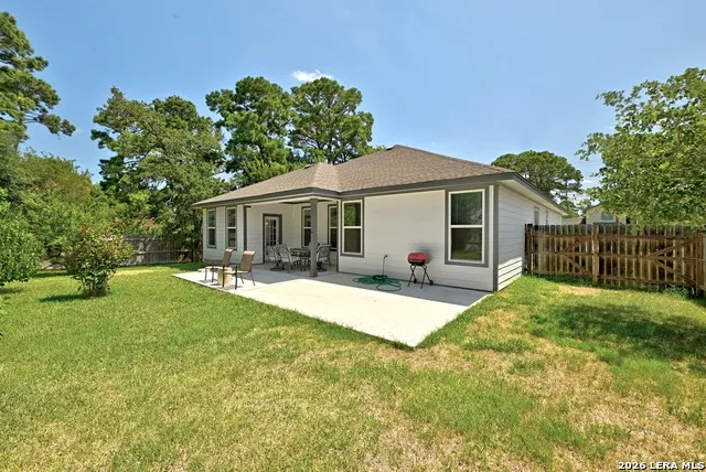 210 TAHITIAN DR Bastrop, TX 78602