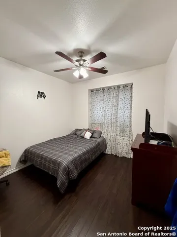 18 Brieley San Antonio, TX 78250