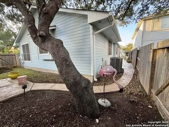18 Brieley San Antonio, TX 78250
