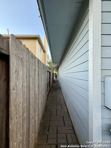 18 Brieley San Antonio, TX 78250