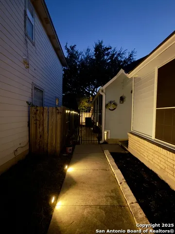 18 Brieley San Antonio, TX 78250