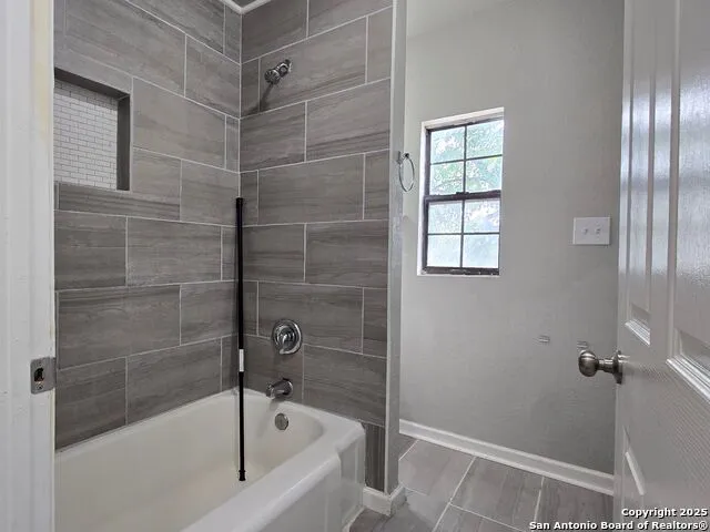 2815 S PINE ST San Antonio, TX 78210