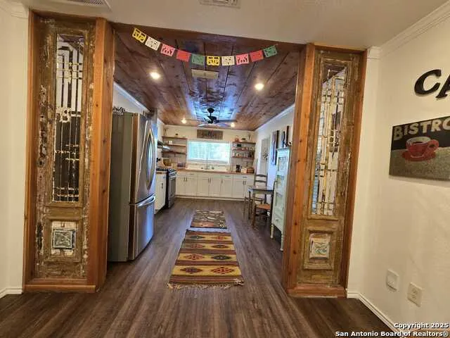 1020 Mission Rd San Antonio, TX 78210