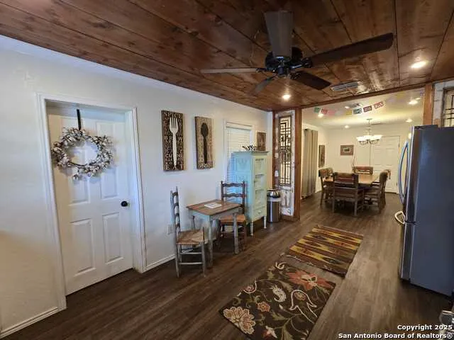 1020 Mission Rd San Antonio, TX 78210