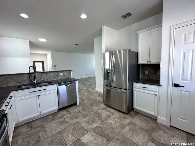 443 Harvest Pt Schertz, TX 78154