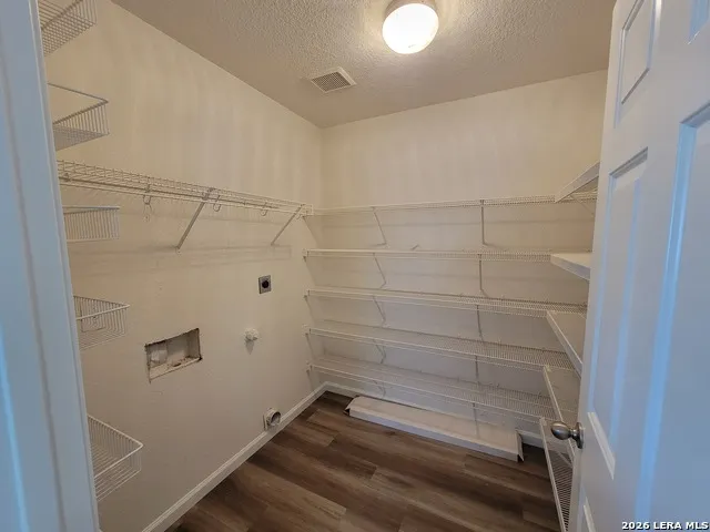 3830 Miho San Antonio, TX 78223
