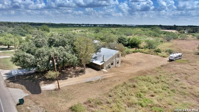 795 S State Highway 16 Jourdanton, TX 78026
