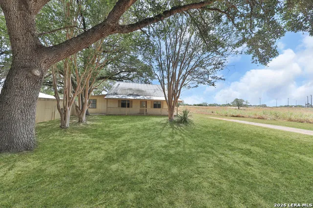 795 S State Highway 16 Jourdanton, TX 78026