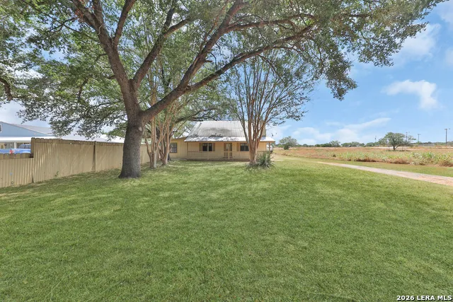 795 S State Highway 16 Jourdanton, TX 78026