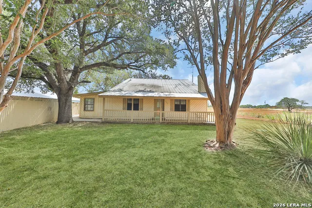 795 S State Highway 16 Jourdanton, TX 78026