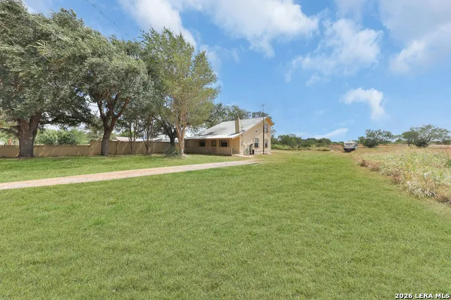 795 S State Highway 16 Jourdanton, TX 78026