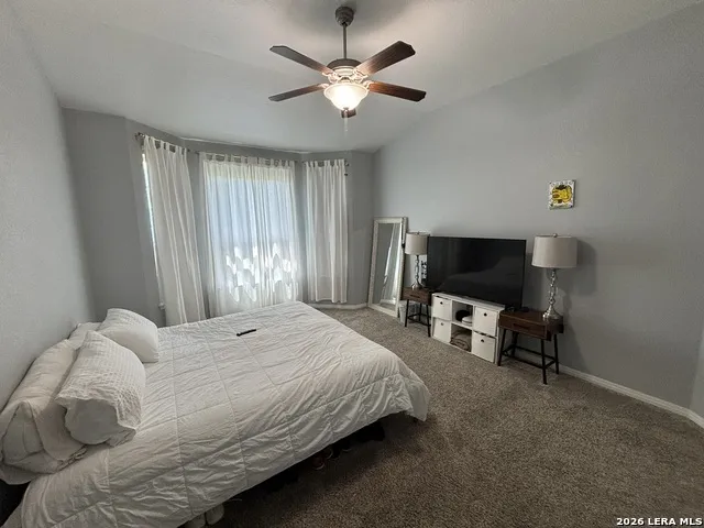 4913 Drovers St Hedwig, TX 78152