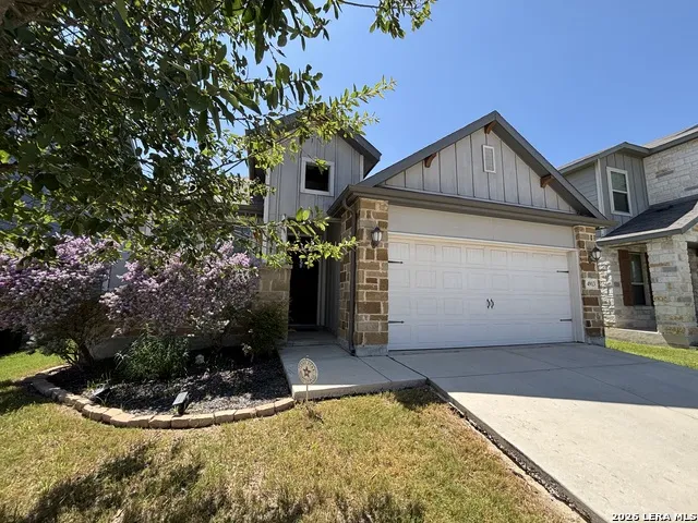 4913 Drovers St Hedwig, TX 78152