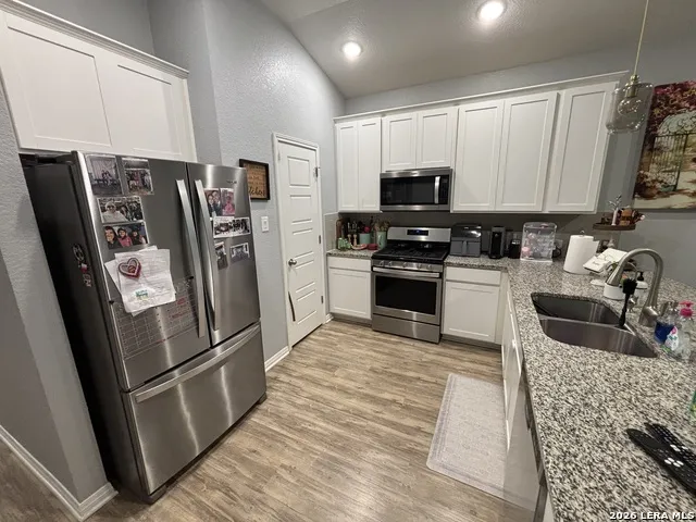 4913 Drovers St Hedwig, TX 78152