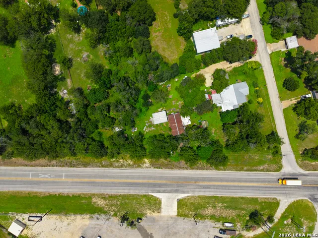 144 Zipp McQueeney, TX 78123