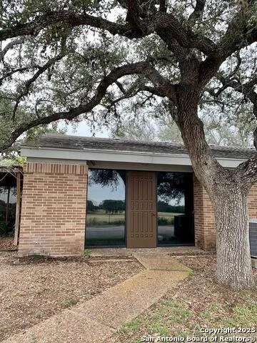 4657 Business 181 Beeville, TX 78102