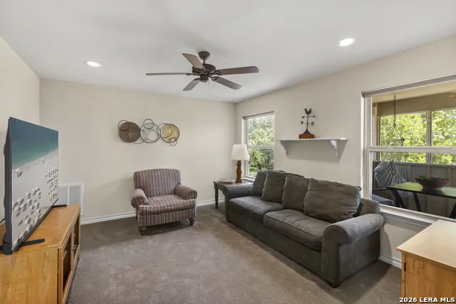 255 DOVE VALLEY DR Center Point, TX 78010