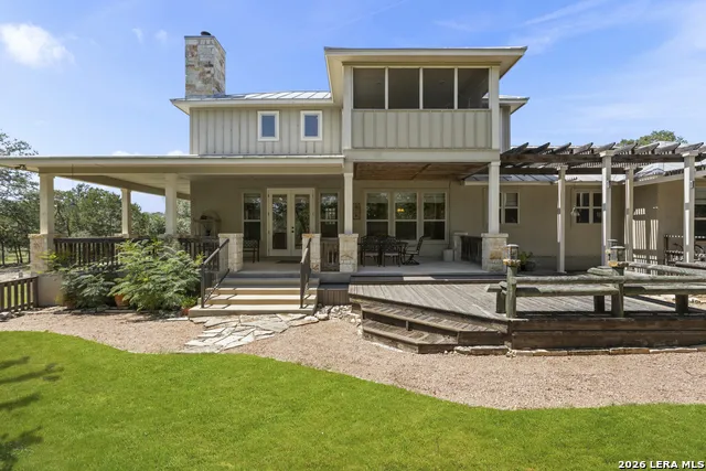 255 DOVE VALLEY DR Center Point, TX 78010