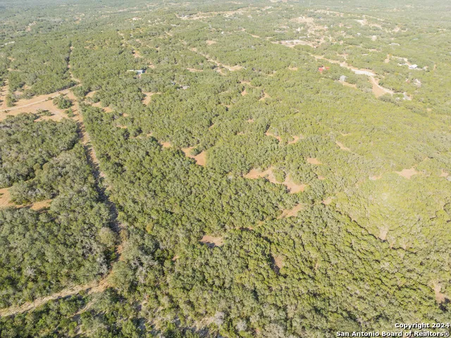 1250 County Road 245 Hondo, TX 78861