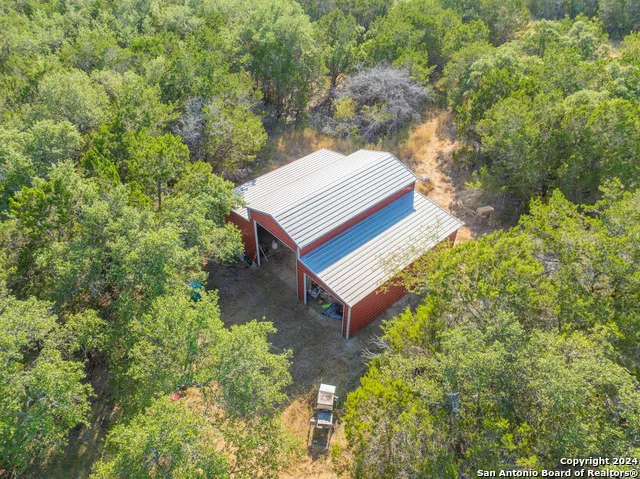 1250 County Road 245 Hondo, TX 78861