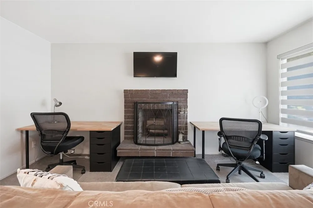 25972 Hinckley Loma Linda, CA 92354