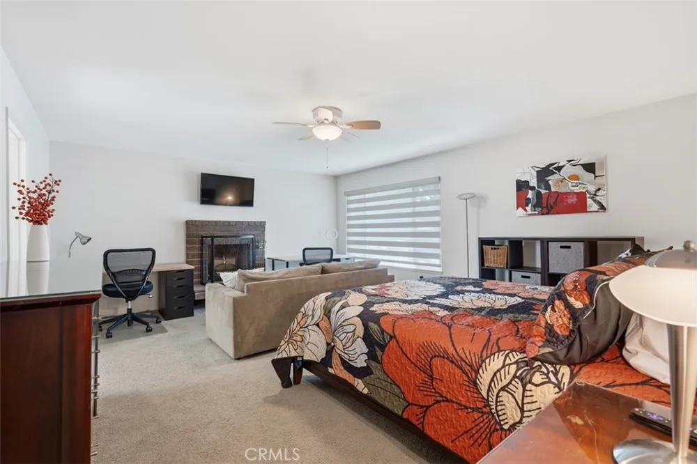 25972 Hinckley Loma Linda, CA 92354