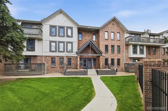 6475 S Dayton Street #103 Englewood, CO 80111