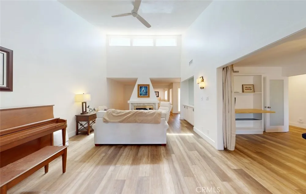 429 Champlain Claremont, CA 91711