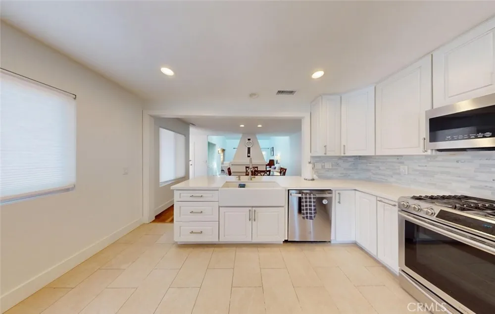 429 Champlain Claremont, CA 91711