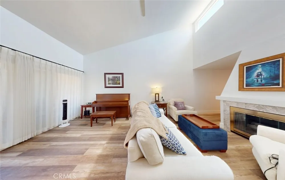 429 Champlain Claremont, CA 91711