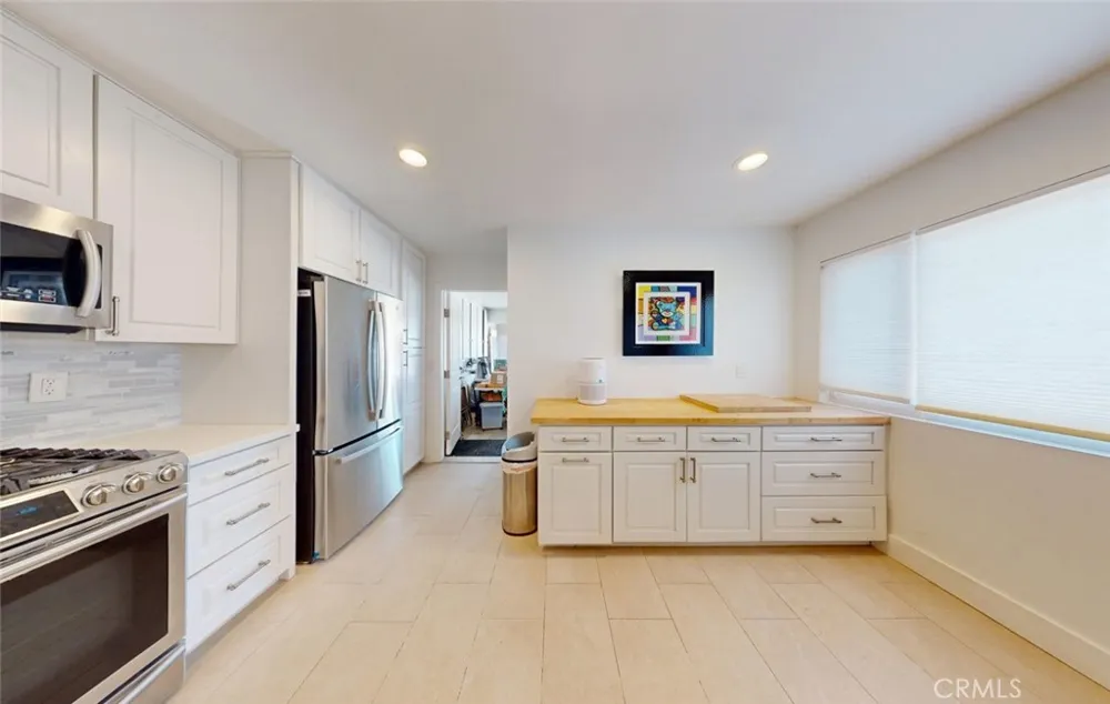 429 Champlain Claremont, CA 91711