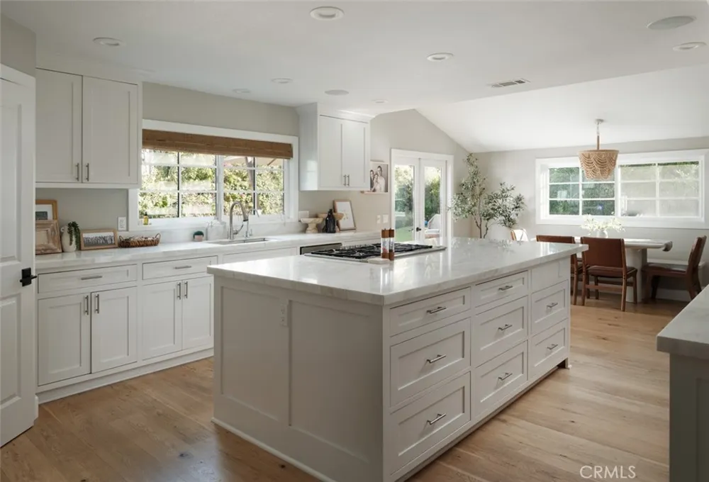 2056 Port Weybridge Place Newport Beach, CA 92660