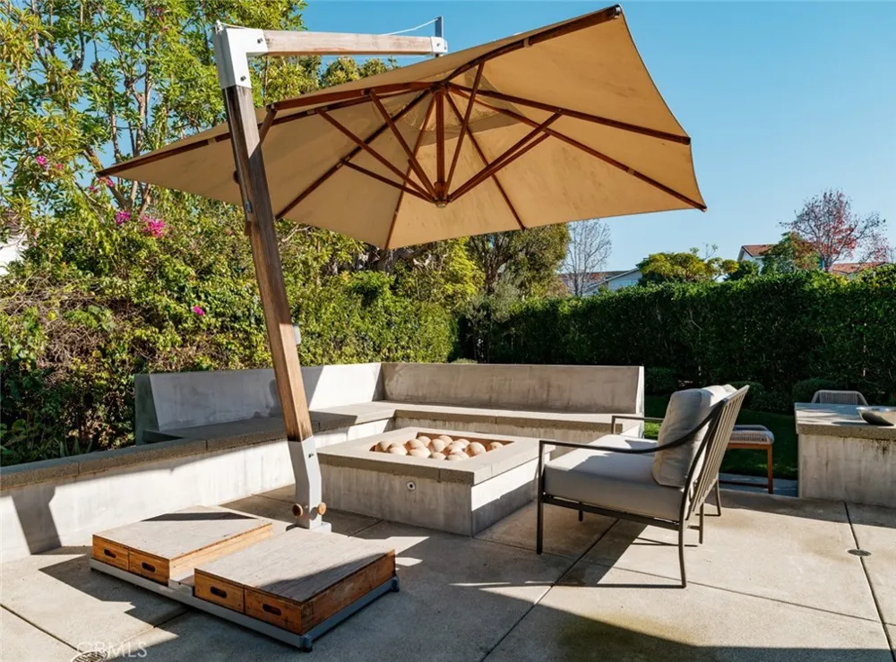 2056 Port Weybridge Place Newport Beach, CA 92660