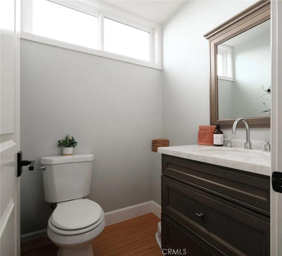 2056 Port Weybridge Place Newport Beach, CA 92660