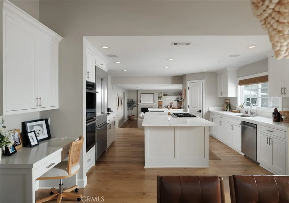 2056 Port Weybridge Place Newport Beach, CA 92660