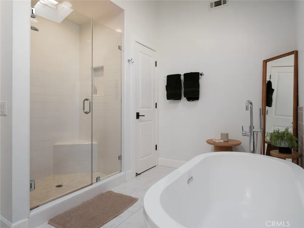 2056 Port Weybridge Place Newport Beach, CA 92660
