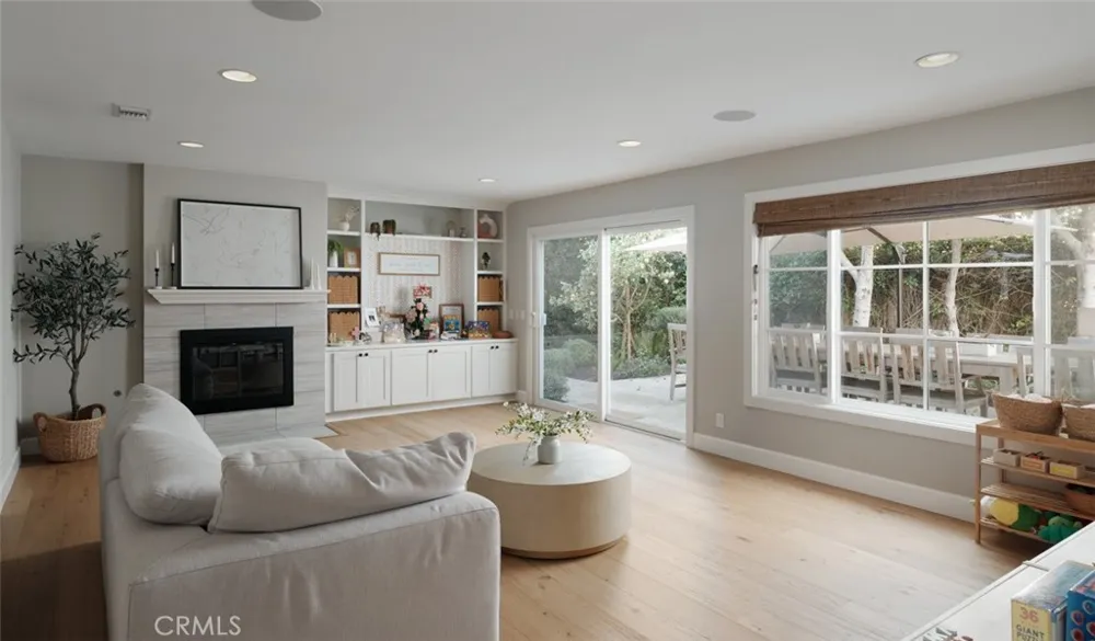 2056 Port Weybridge Place Newport Beach, CA 92660