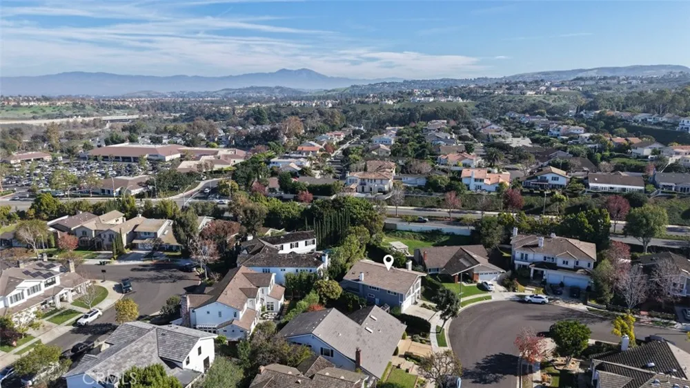 2056 Port Weybridge Place Newport Beach, CA 92660