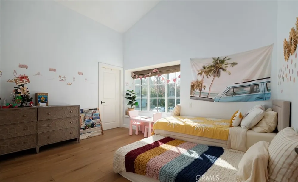 2056 Port Weybridge Place Newport Beach, CA 92660