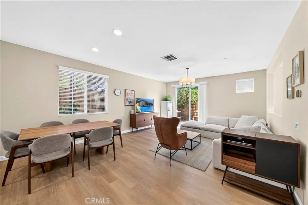 10947 Periwinkle Riverside, CA 92503
