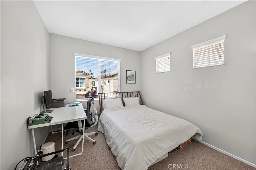 10947 Periwinkle Riverside, CA 92503