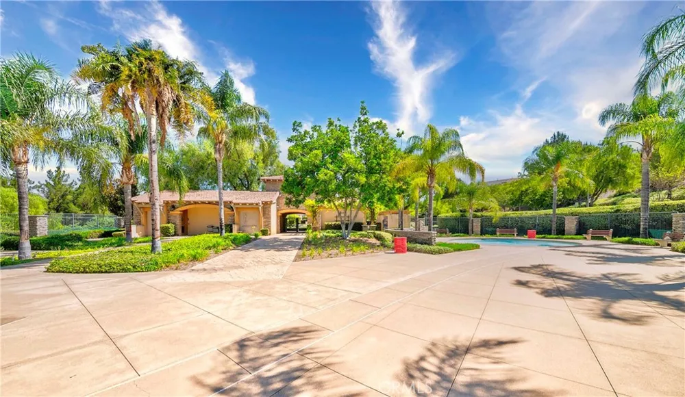 10947 Periwinkle Riverside, CA 92503