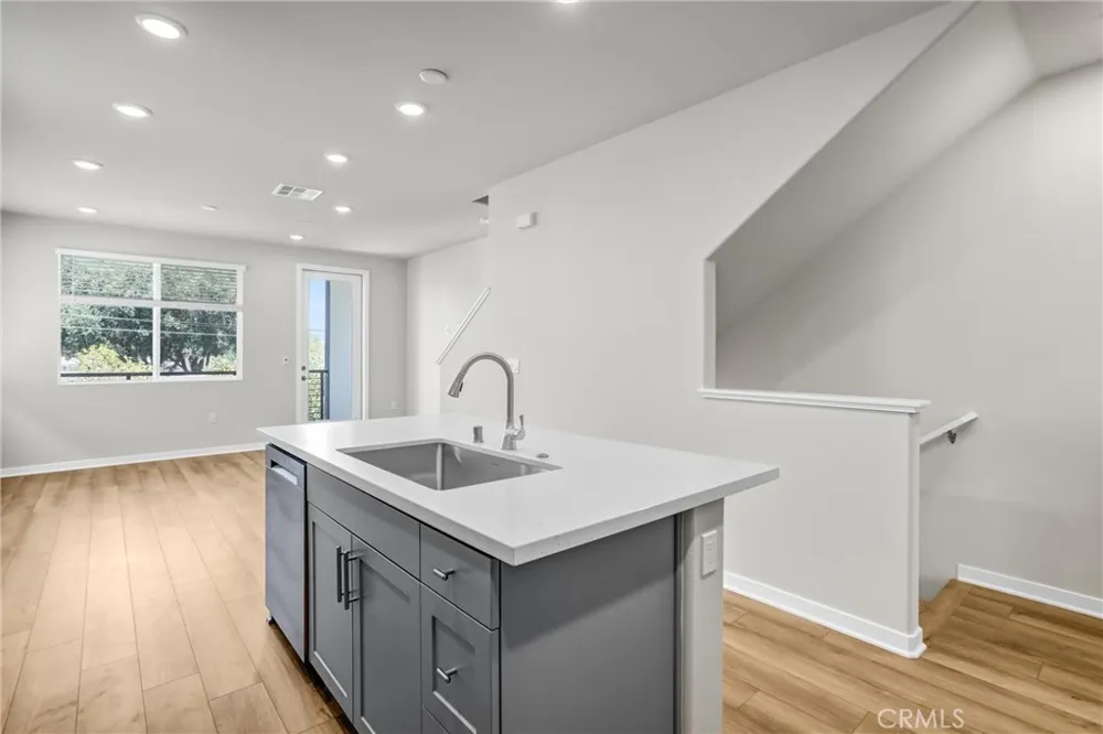 9567 Hannah Riverside, CA 92503