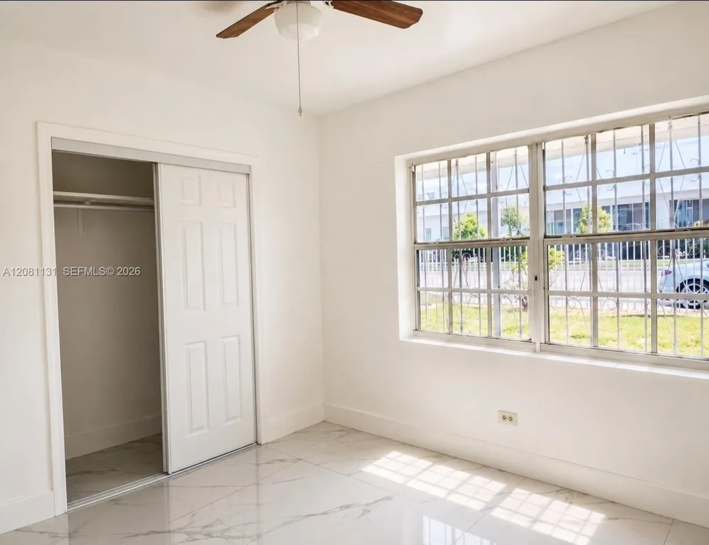1220 E 10th Ave Hialeah, FL 33010