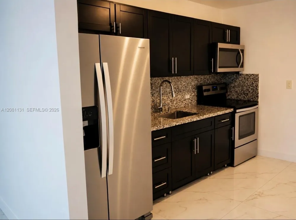 1220 E 10th Ave Hialeah, FL 33010