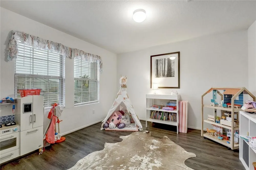 15400 Summer Ray Drive Del Valle, TX 78617