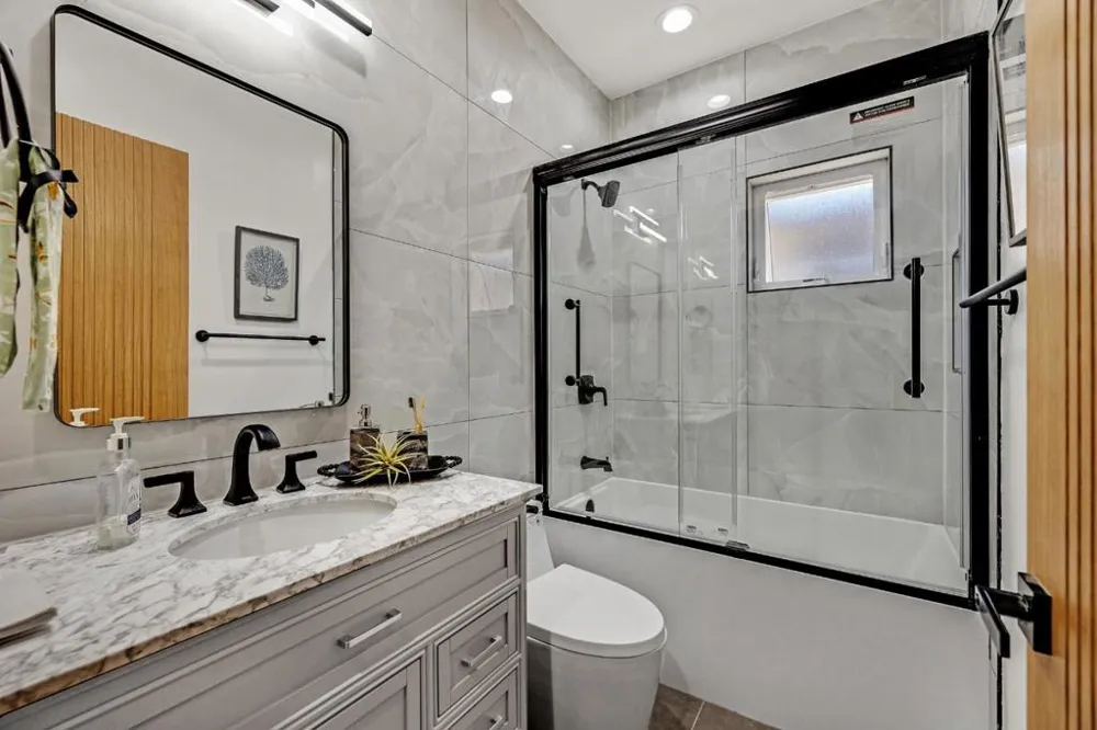 34914 Moina Shaiq Fremont, CA 94555
