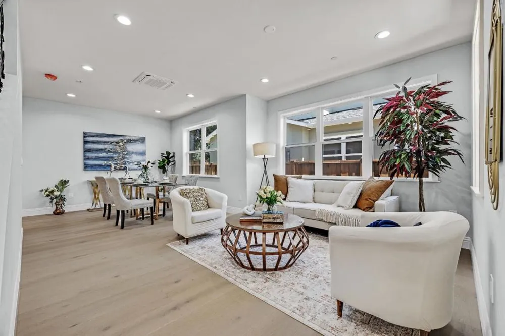 34914 Moina Shaiq Fremont, CA 94555
